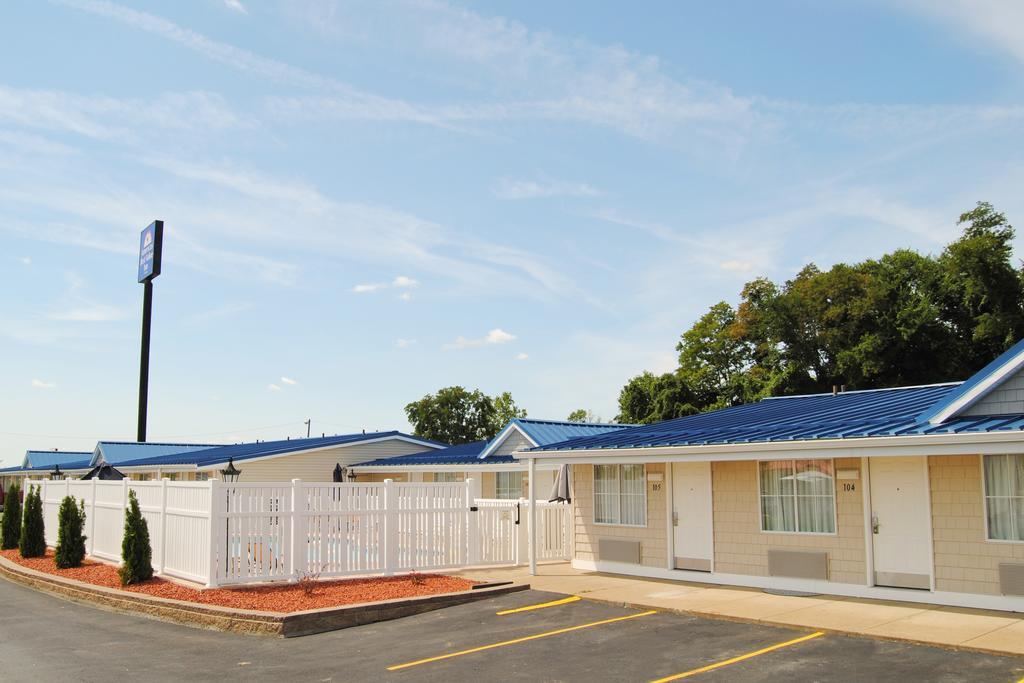 Americas Best Value Inn-Saint Clairsville/Wheeling St. Clairsville Exterior photo